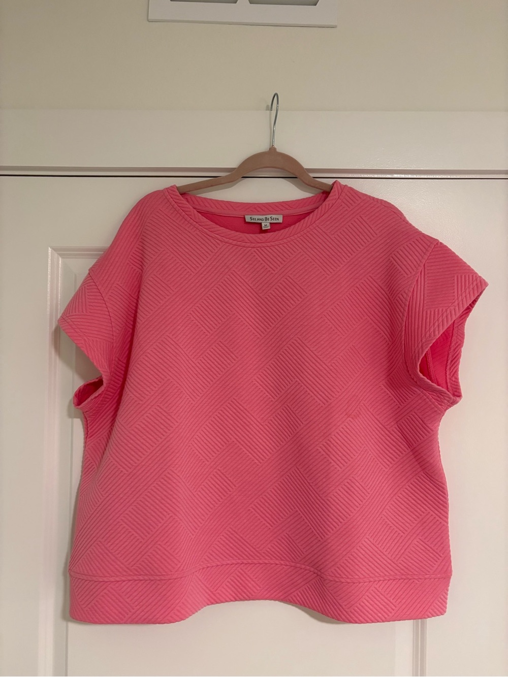 St. John Collection Rose Pink Textured Short-Sleeve Knit Top